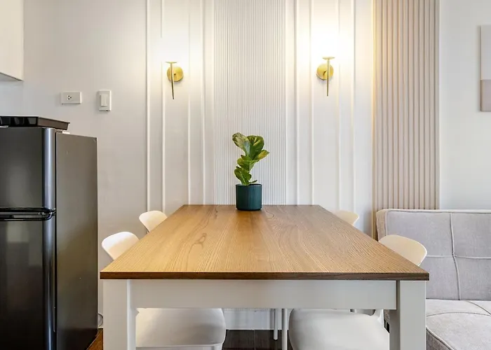 Apartamento Modern 2br Makati With Netflix & Wifi *