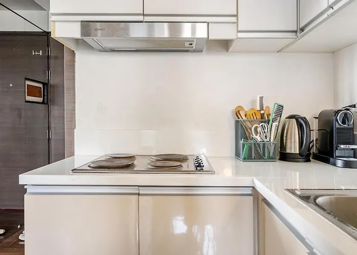 Modern 2br Makati With Netflix & Wifi Apartamento *