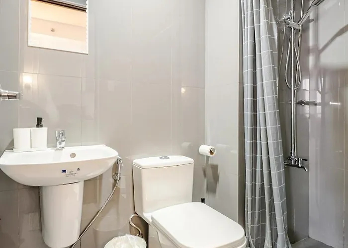 Modern 2br Makati With Netflix & Wifi Apartamento Manila
