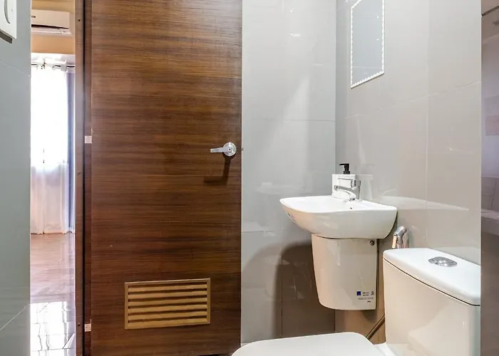 Modern 2br Makati With Netflix & Wifi Apartamento *